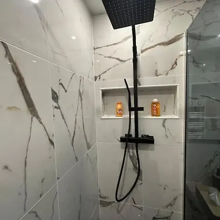 La Parenthese Apartment